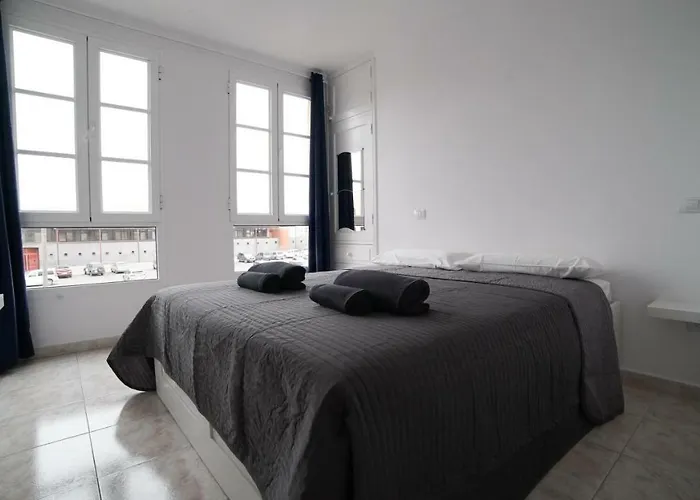 Harbour With Sea View Appartement *